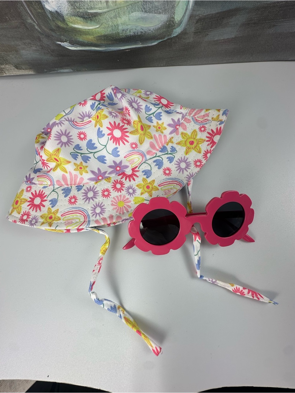 🌸 NEW WITHOUT TAGS Floral Bucket Hat & Flower Sunglasses Set 🌸